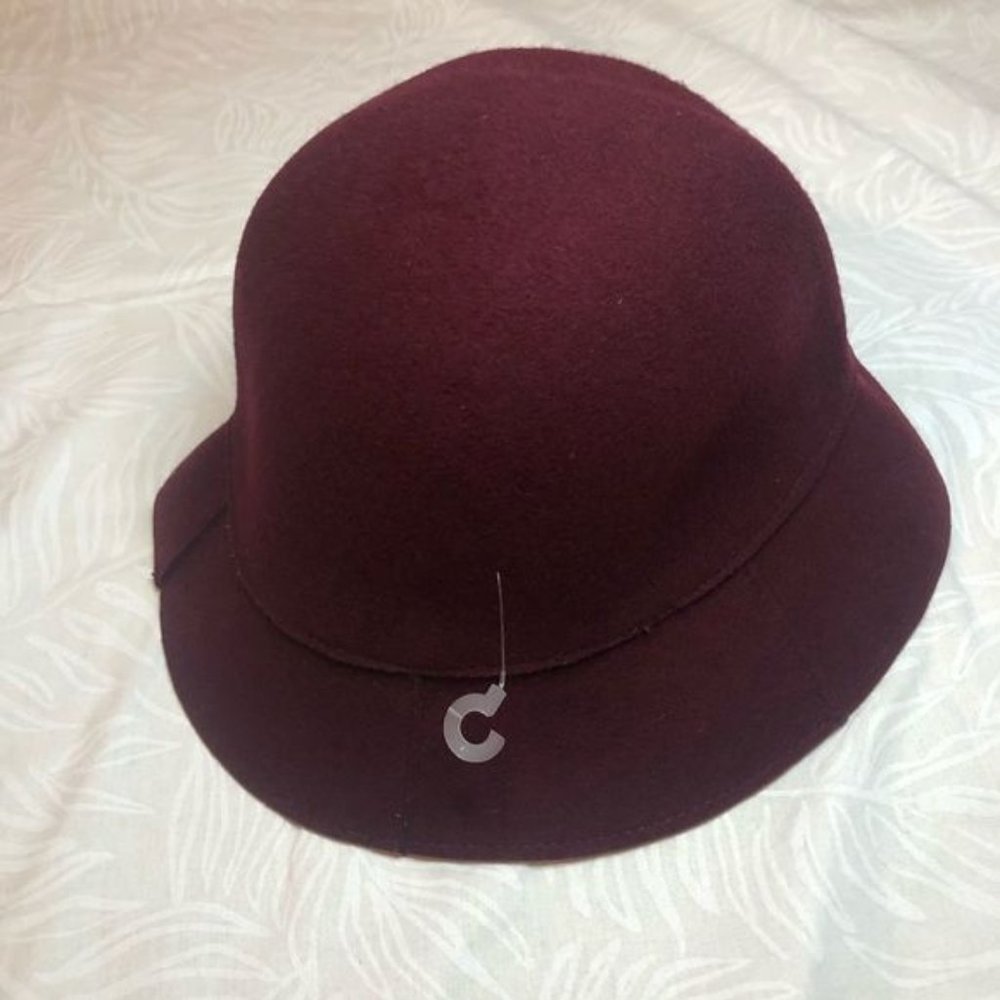 Gap 100%wool bucket hat